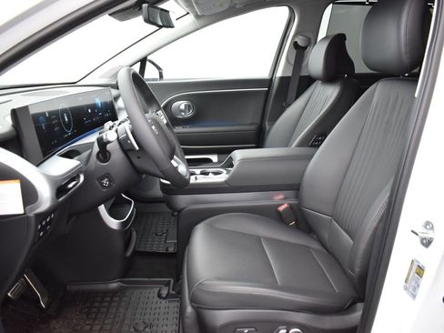 New 2026 Hyundai Ioniq 9 Calligraphy image 10