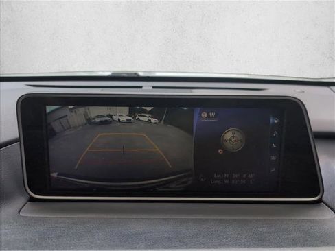 Used 2018 Lexus RX 350L FWD image 10