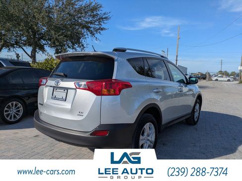 Used 2014 Toyota RAV4 LE image 3