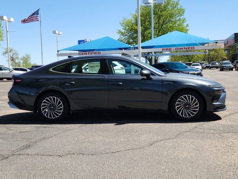 New 2026 Hyundai Sonata SEL FWD image 6