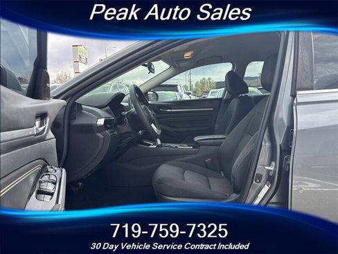 Used 2021 Nissan Altima 2.5 SV image 11