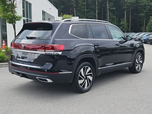 Certified 2024 Volkswagen Atlas SEL AWD/4WD image 3