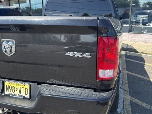 Used 2018 RAM 1500 Express w/ Express Value Package AWD/4WD image 4
