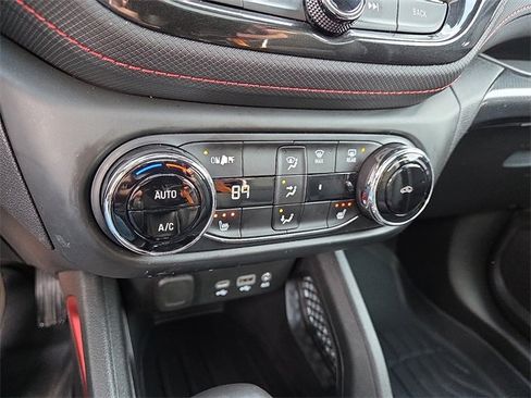 Used 2023 Chevrolet TrailBlazer RS w/ Sun and Liftgate Package image 17