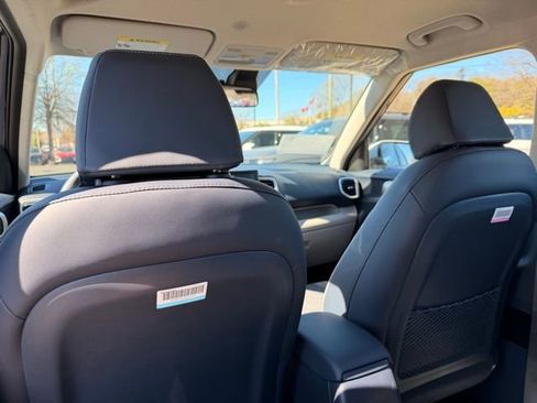 New 2026 Hyundai Venue SEL FWD image 27