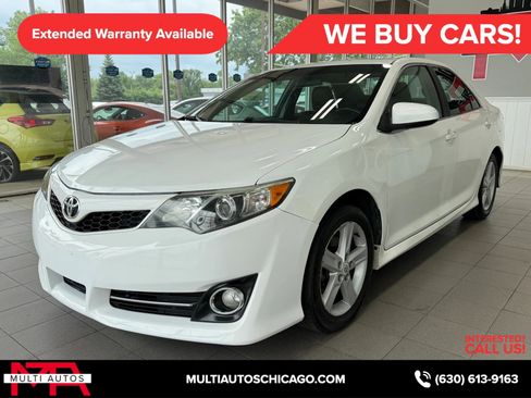 Used 2013 Toyota Camry SE FWD image 6