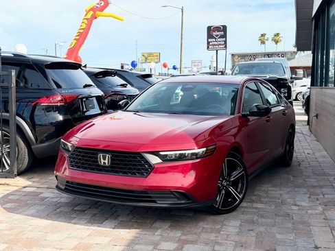 Used 2025 Honda Accord Sport image 41