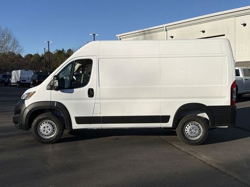 New 2026 RAM ProMaster 2500 w/ Convenience Group image 10