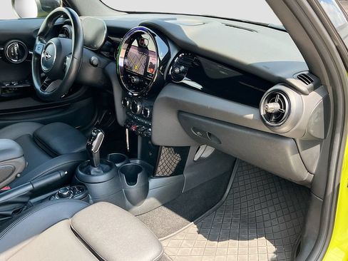 Used 2024 MINI Cooper S FWD image 30