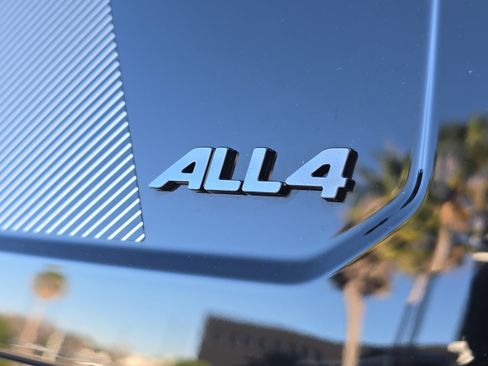 Certified 2025 MINI Cooper Countryman S image 8