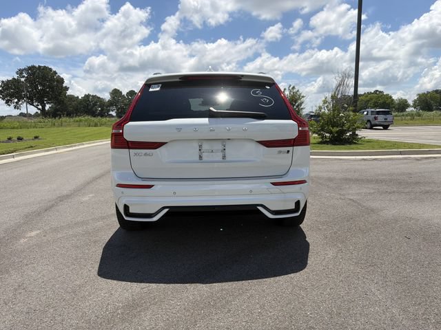 Used 2024 Volvo XC60 B5 Plus AWD/4WD image 6
