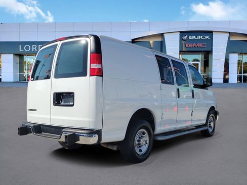 Used 2024 Chevrolet Express 2500 CARGO w/ Driver Convenience Package image 5