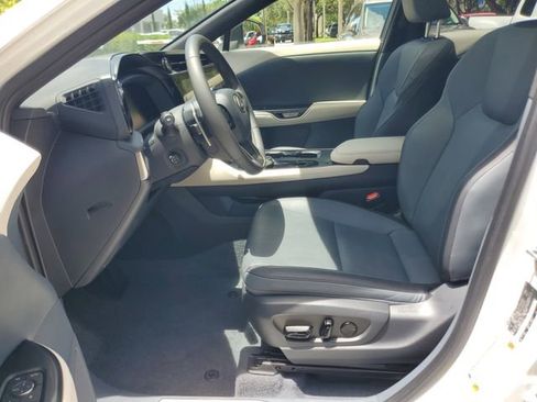 Used 2023 Lexus RZ 450e Premium w/ Technology Package AWD/4WD image 17