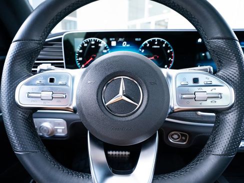 Used 2023 Mercedes-Benz GLS 450 4MATIC image 31