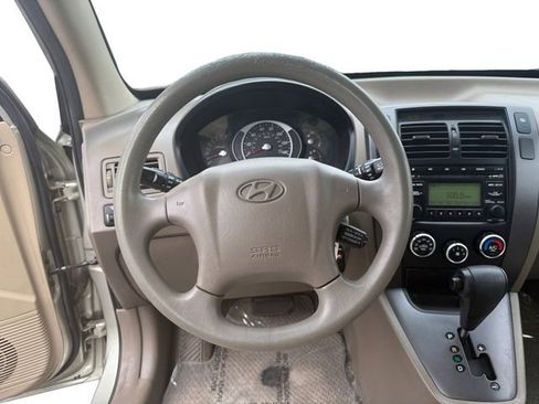 Used 2008 Hyundai Tucson GLS FWD image 12