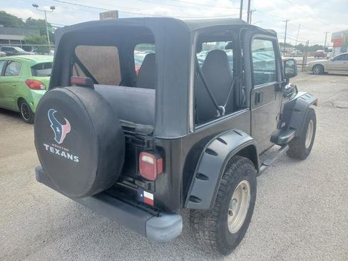 Used 1998 Jeep Wrangler SE image 5