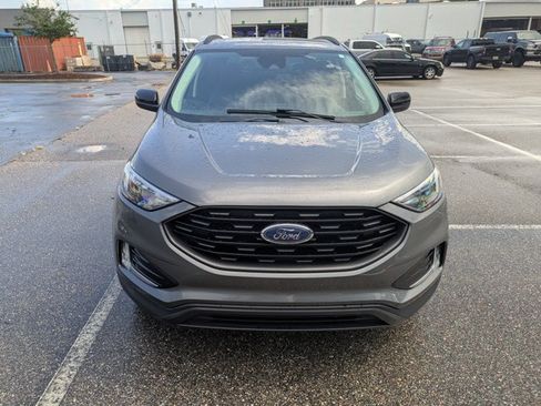 Used 2023 Ford Edge SEL w/ Sport Appearance Package AWD/4WD image 2