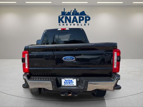 Used 2023 Ford F350 Lariat w/ FX4 Off-Road Package AWD/4WD image 3