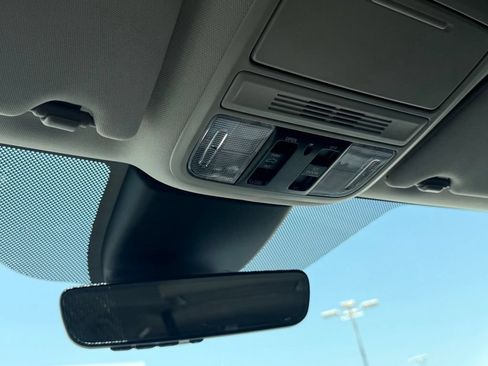 Used 2025 Honda Odyssey Touring image 36
