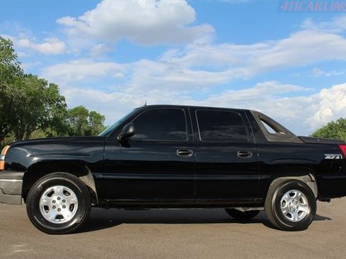 Used 2004 Chevrolet Avalanche Z71 image 5