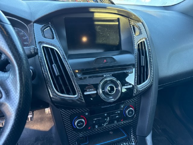 Used 2017 Ford Focus RS AWD/4WD image 24