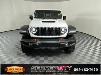 New 2026 Jeep Gladiator Mojave video 2
