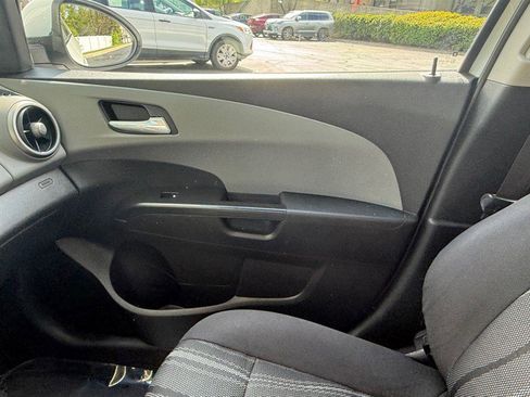 Used 2016 Chevrolet Sonic LT FWD image 22