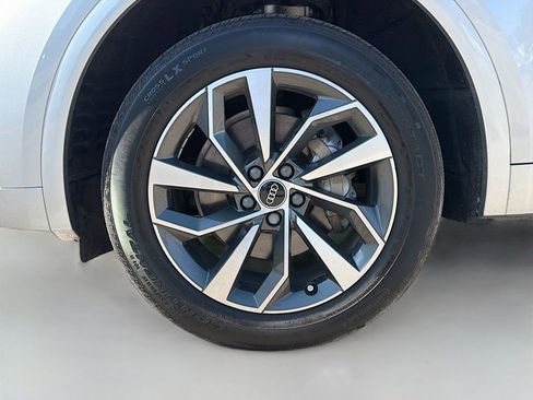 Used 2021 Audi Q5 2.0T Premium w/ Convenience Package image 41