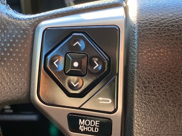 Used 2014 Toyota 4Runner SR5 Premium AWD/4WD image 18