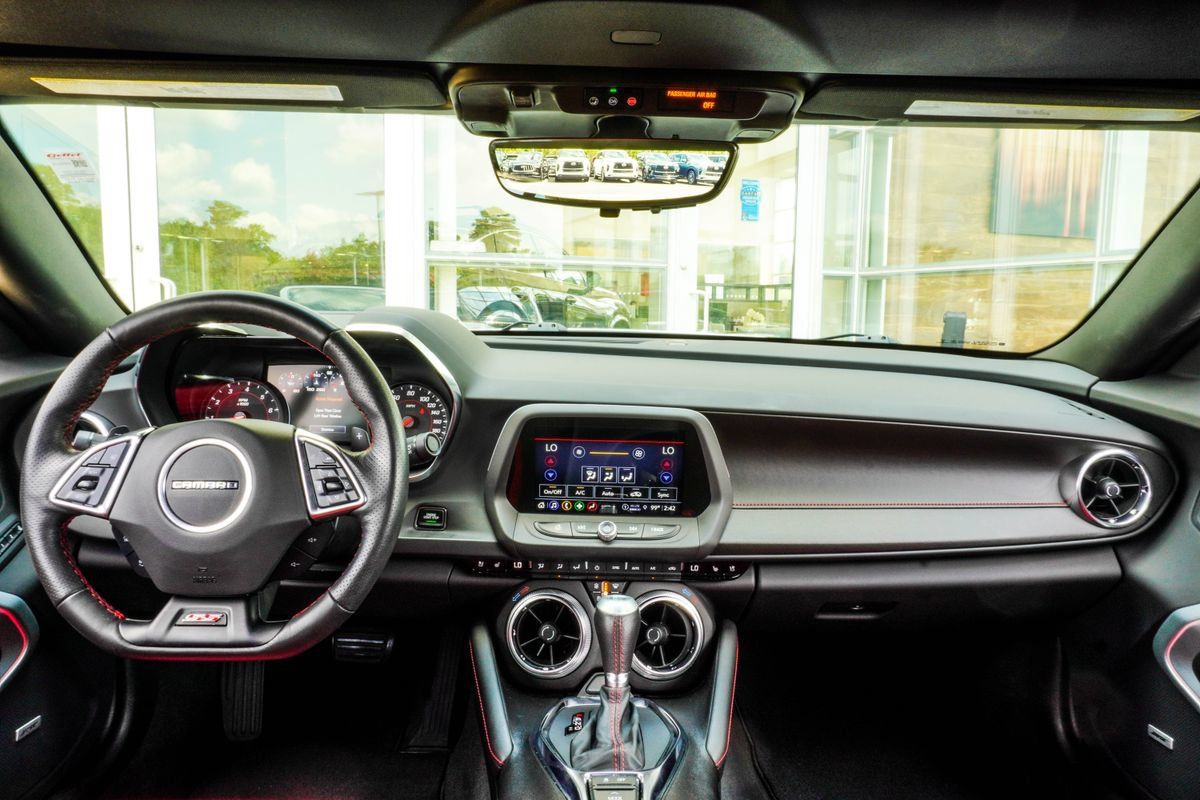Used 2023 Chevrolet Camaro SS RWD image 5