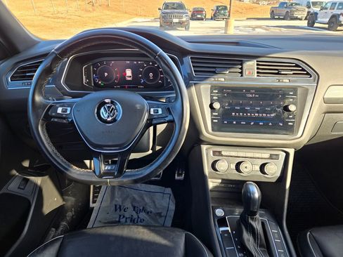 Used 2021 Volkswagen Tiguan SEL Premium R-Line image 18