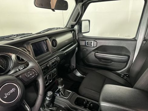 Used 2023 Jeep Wrangler Unlimited w/ Convenience Group AWD/4WD image 22