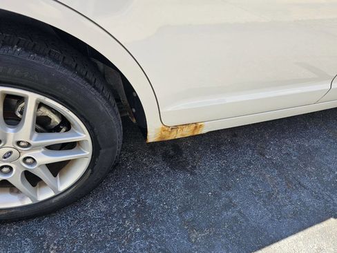 Used 2010 Ford Fusion S image 14