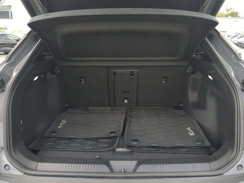 Used 2023 Volkswagen ID.4 S RWD image 10