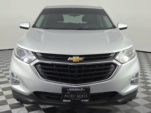 Used 2018 Chevrolet Equinox LT FWD image 2
