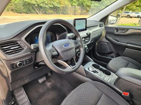 Used 2024 Ford Escape Active image 13