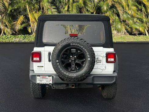 Used 2021 Jeep Wrangler Unlimited Sport AWD/4WD image 7