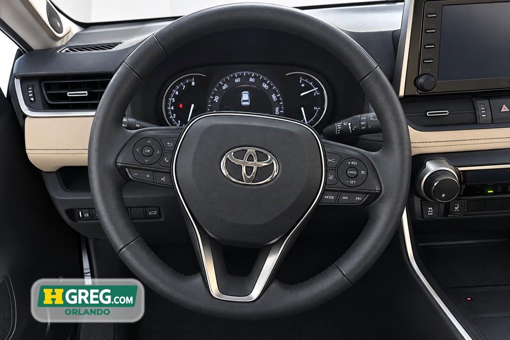 Used 2019 Toyota RAV4 Limited FWD image 11