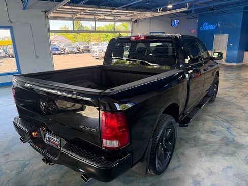 Used 2019 RAM 1500 Express w/ Wheel & Sound Group AWD/4WD image 10