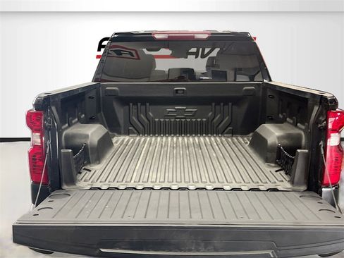 Used 2023 Chevrolet Silverado 1500 LT image 26
