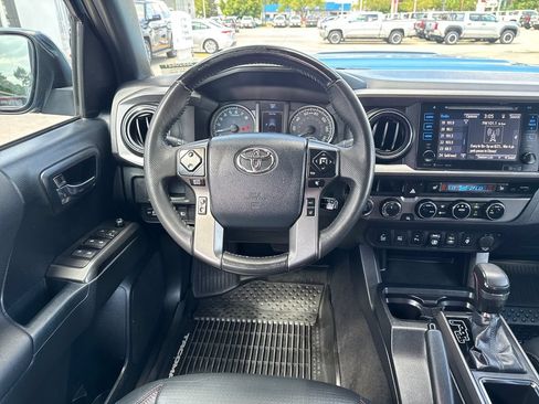 Certified 2018 Toyota Tacoma TRD Pro AWD/4WD image 15