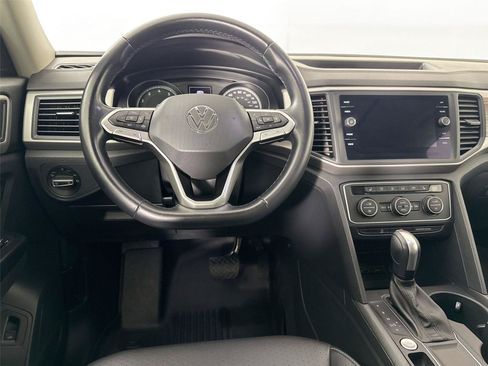 Used 2021 Volkswagen Atlas SE w/ Panoramic Sunroof Package FWD image 30