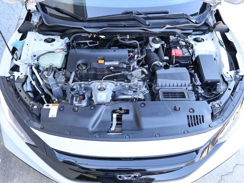 Used 2020 Honda Civic Sport image 11