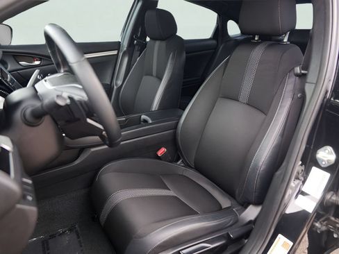 Used 2020 Honda Civic Sport image 10