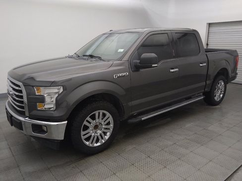 Used 2017 Ford F150 XLT w/ Equipment Group 302A Luxury RWD image 2