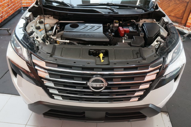 Certified 2025 Nissan Rogue SV AWD/4WD image 56