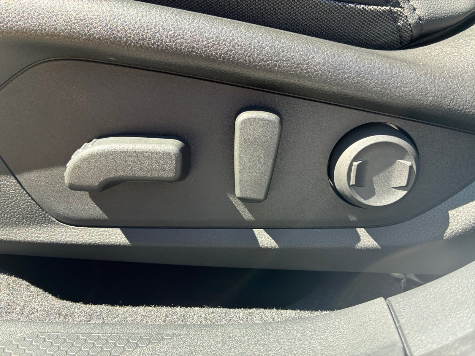 New 2026 Subaru Outback Premium AWD/4WD image 15