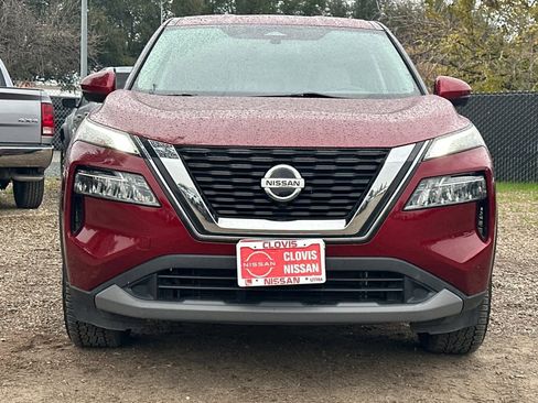 Used 2021 Nissan Rogue SV image 11