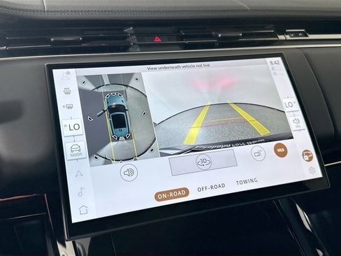 Certified 2025 Land Rover Range Rover Sport SE image 16