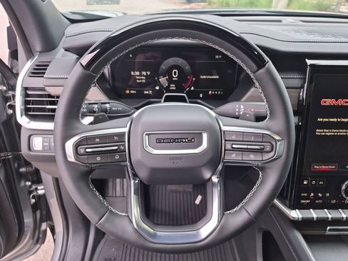 New 2026 GMC Acadia Denali AWD/4WD image 23